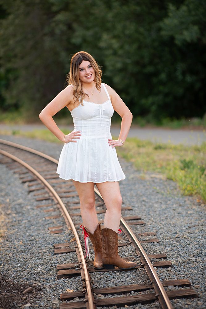 senior portraits at Vasona Park