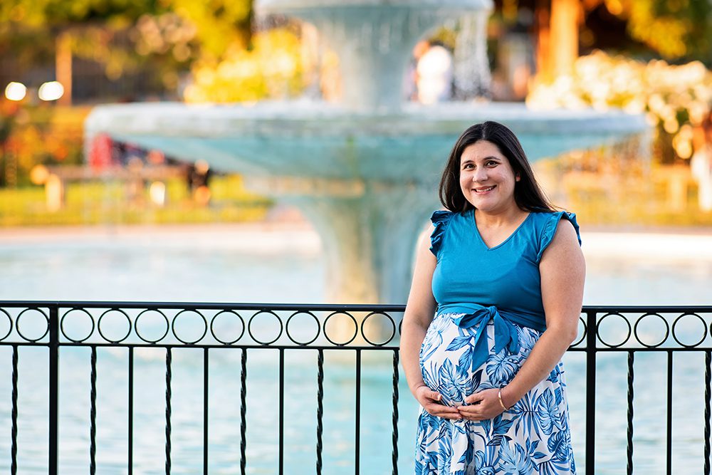 sunset maternity portraits at the Municipal Rose Garden