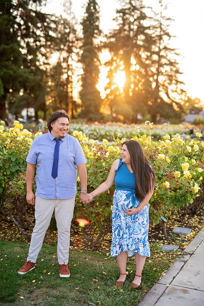 sunset maternity portraits at the Municipal Rose Garden