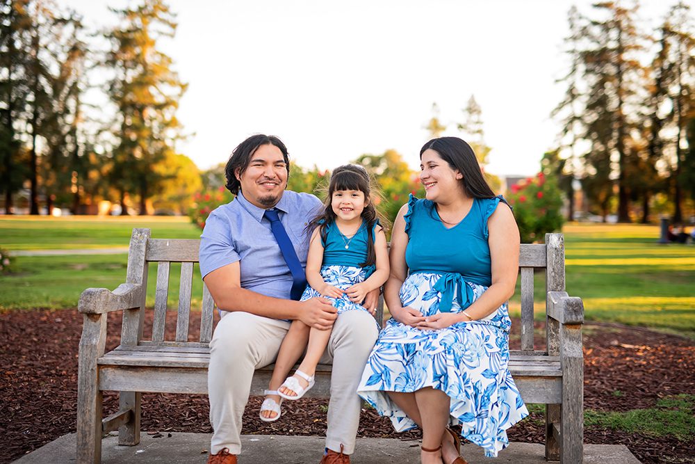 sunset maternity portraits at the Municipal Rose Garden