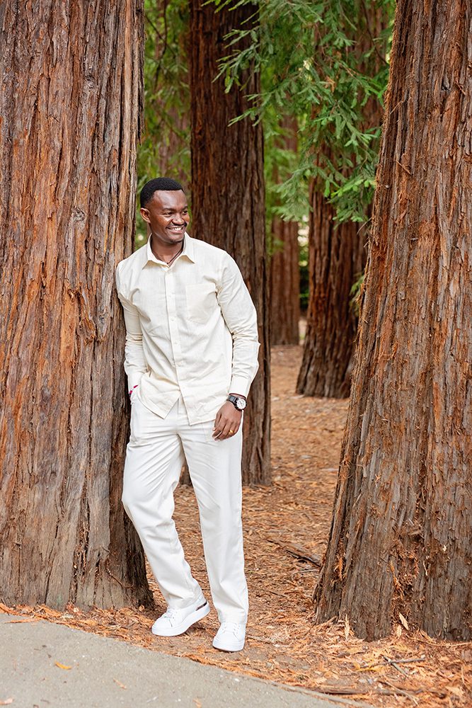 Wedding portraits at the Redwood Nature Preserve in Los Altos