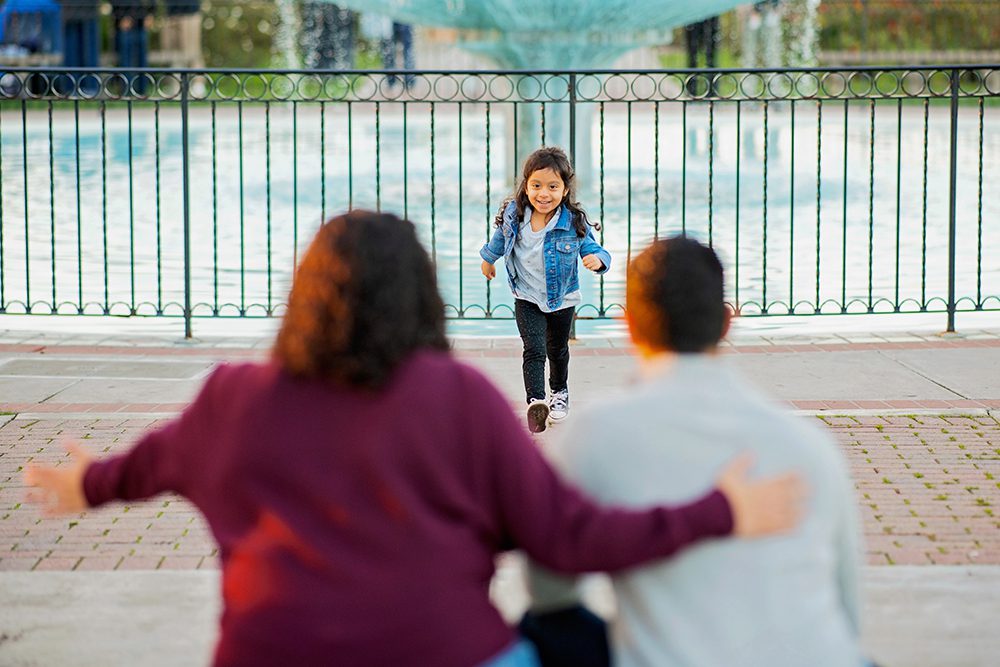 Sunset Family Portraits at the Municipal Rose Garden