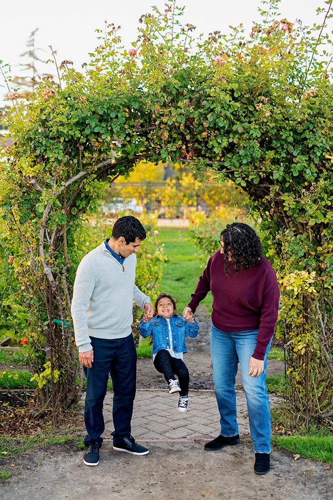 Sunset Family Portraits at the Municipal Rose Garden